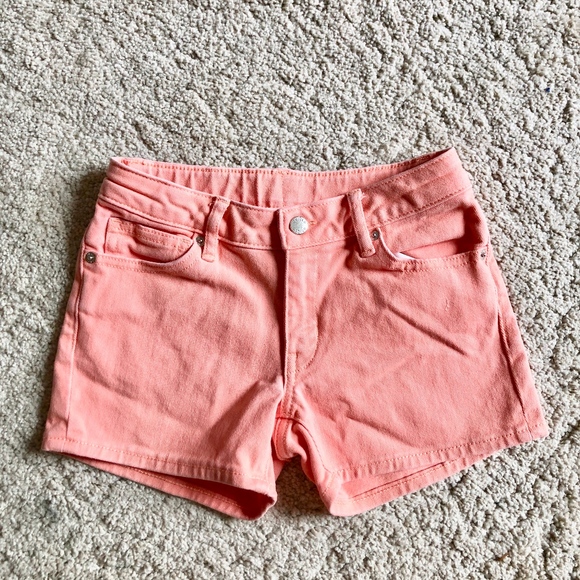 Uniqlo Girls Coral Denim Shorts - Picture 2 of 4